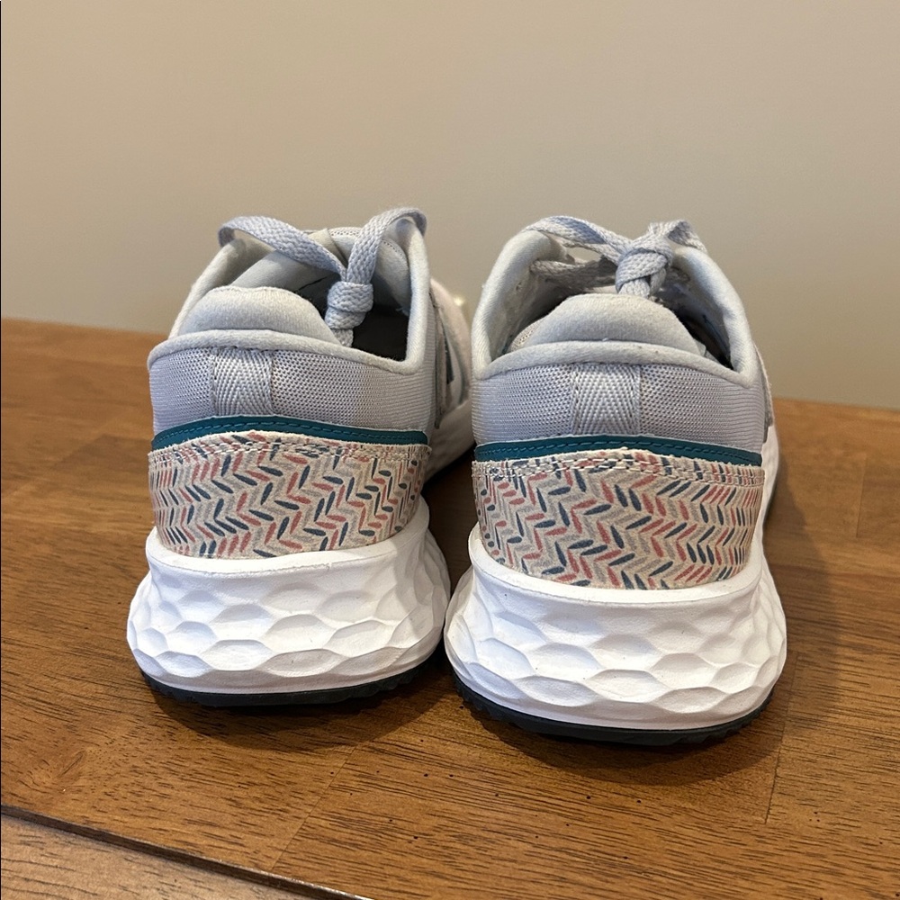 New Balance Fresh Foam Sneakers Gray and Teal - Picture 4 of 8
